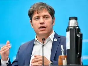 Mientras la provincia se convierte en tierra de delincuentes, Kicillof gasta 270 millones en zapatos de ballet