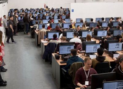 Contra las cuerdas: una empresa española manejará el recuento de votos en las próximas elecciones
