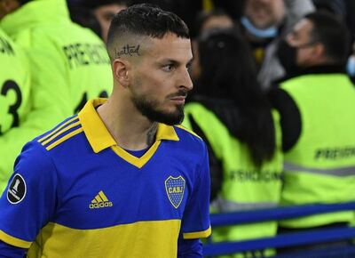 Darío Benedetto sufrió un desgarro en el partido ante Deportivo Pereira y puede perderse el superclásico con River