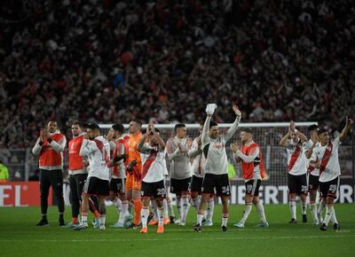River se lo ganó a Sporting Cristal con diez y festejó por primera vez en la Libertadores