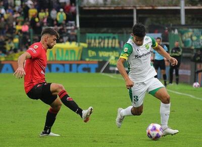 Defensa y Justicia venció a Colón y se acercó a River