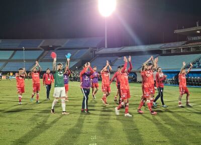 Argentinos no pudo defender la ventaja y empató con Liverpool