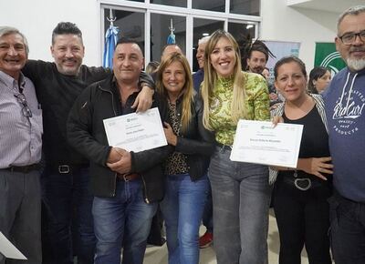 Merlo: se entregaron nuevos certificados de capacitación en La Usina