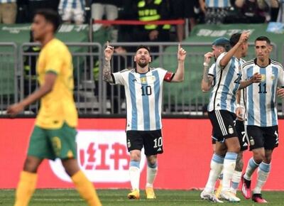 La Selección Argentina venció a Australia y comenzó la gira asiática con el pie derecho