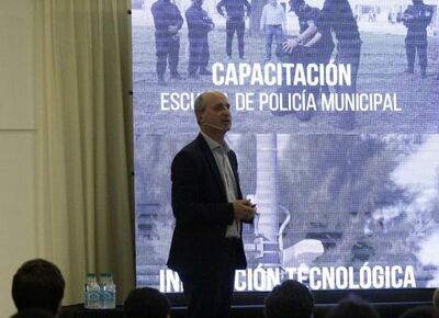 San Miguel: se dictó una nueva charla del programa Ojos en Alerta