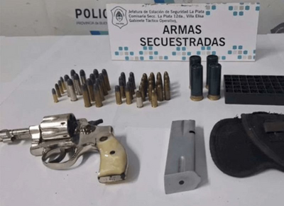Villa Elisa: cayeron tres jóvenes que vendían armas por las redes sociales y sembraban el terror
