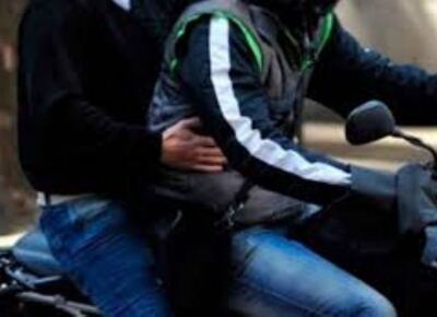 La inseguridad no da descanso en La Plata: una mujer fue agredida violentamente por motochorros en 93 e/7 y 8