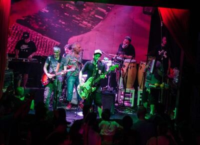 VIDEO | Encías Sangrantes continúa festejando sus 25 años