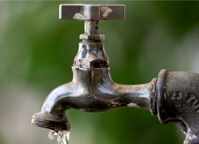"Sin una gota": muchos barrios de La Plata, sin agua este domingo
