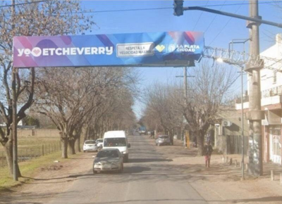 Son de Etcheverry, compraron dólares y esa misma noche entraron a su casa a las patadas