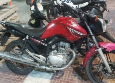 Se llevaban una moto de tiro: dos detenidos en Ensenada