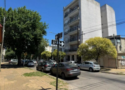 La Plata tierra de nadie: atacaron a balazos a un vendedor de dólares en barrio Norte