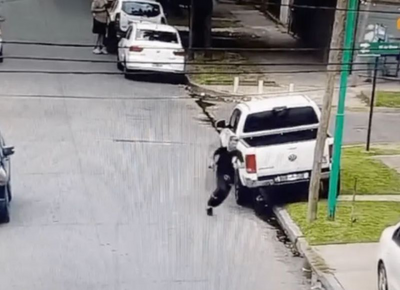 Ensenada: Pelea entre jóvenes, tiros y enfrentamiento policial termina con un delincuente preso