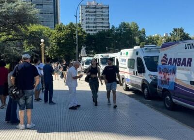 Familiares y compañeros del enfermero asesinado en La Plata se movilizaron para pedir justicia