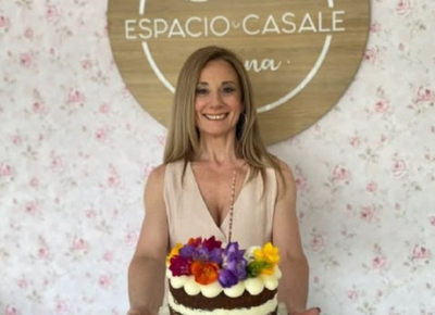 La historia de la platense Ale Casale: desde el horno en su casa hasta convertirse en una empresaria gastronómica