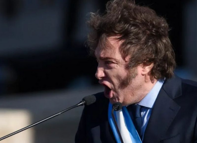 Milei sigue desafiando al kirchnerismo: "Los vamos a sacar a patadas en el culo"