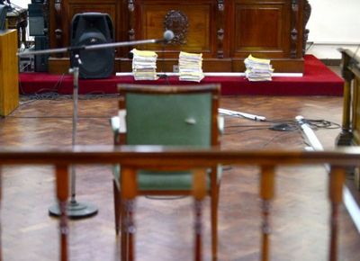 Indignación en La Plata: condenaron a un docente por abuso sexual, pero no pisará la cárcel