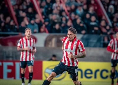 Banfield avanza y mete presión: ¿se va Mauro Méndez?