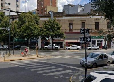 Indignación en La Plata: una jubilada de 80 años perdió una fortuna en un secuestro virtual a plena luz del día