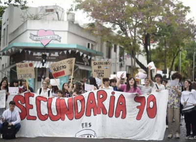 "La provincia abandonó nuestra escuela": el reclamo que se alza en la N.º 70 de La Plata