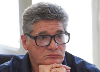 Dos años sin avances en las escuelas: el peronismo platense evalúa sacar a Iván Maidana del Consejo Escolar