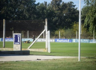 Sueldos atrasados y enojo en el plantel: la crisis que golpea a Gimnasia bajo la gestión de Cowen