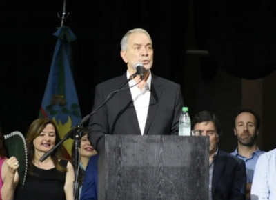 Alak apuesta a China y empieza a construir un perfil de gobernador con la ciudad de La Plata como ejemplo
