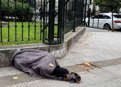 Crece la preocupación por las personas en situación de calle en La Plata