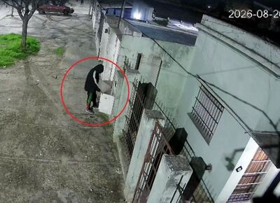 Robó un medidor de gas en Tolosa y quedó filmado por una cámara de seguridad