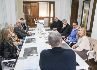 De un gesto solidario en pandemia a una red que preserva la historia comercial de La Plata