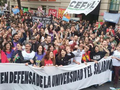 Docentes universitarios preparan nuevas medidas de fuerza y una Marcha Federal