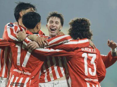 Estudiantes y Corinthians, frente a frente por un lugar en las semifinales