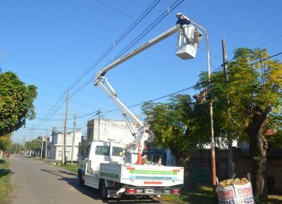 José C. Paz: colocaron las nuevas luces Led en Bulnes