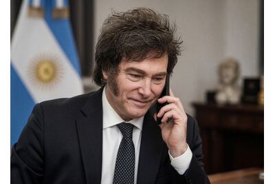 VIDEO | Javier Milei, más pendiente de Twitter que de gobernar: mientras el país se hunde, estuvo todo el dia en X insultando periodistas