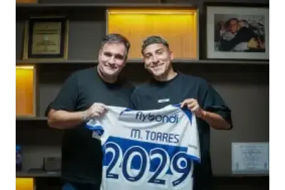 Marcelo Torres seguirá en Gimnasia hasta 2029 y el Lobo asegura a su goleador
