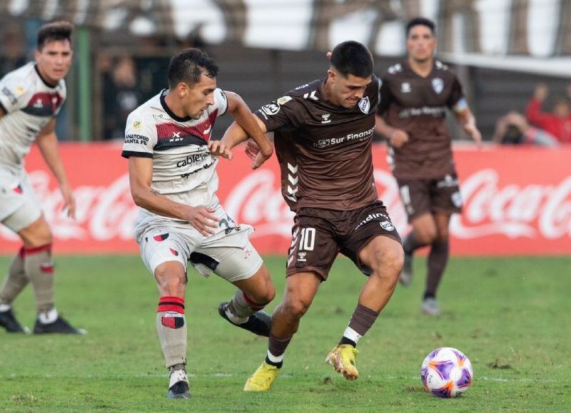 Platense igualó con Colón y perdió la chance de acercarse a los de arriba