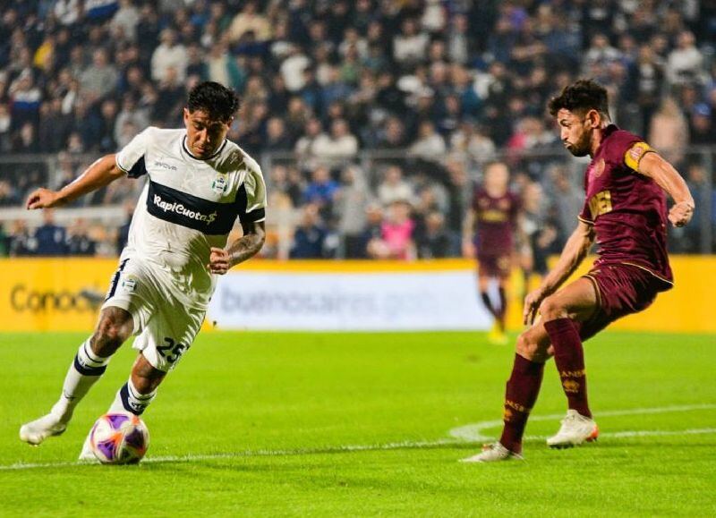 Agónico triunfo de Gimnasia sobre Lanús en el Bosque, por la Liga Profesional 2023