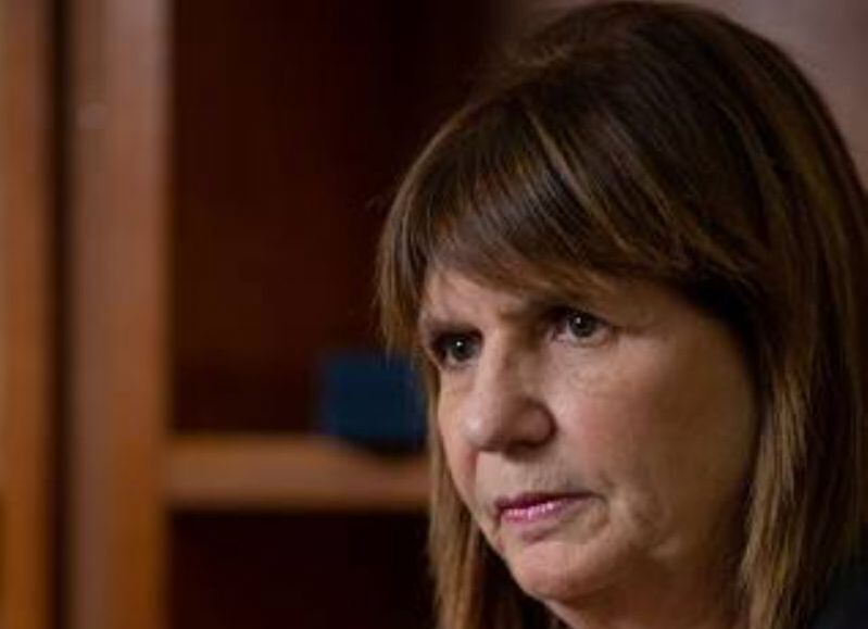 Patricia Bullrich quiso hacer votar a los muertos en Santiago del Estero, pero no la dejaron