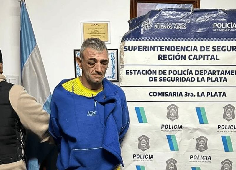 Detienen a hombre de 45 años por robo agravado con arma de fuego en Los Hornos