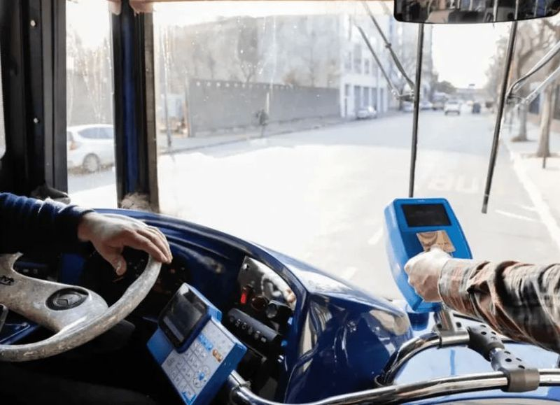 Desde este lunes viajar en colectivo es un 37% más caro