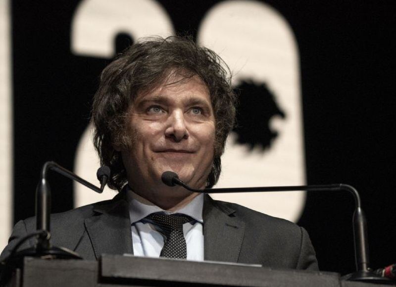 Milei y su Presupuesto 2025: prometiendo déficit cero mientras el pueblo se hunde como el Titanic
