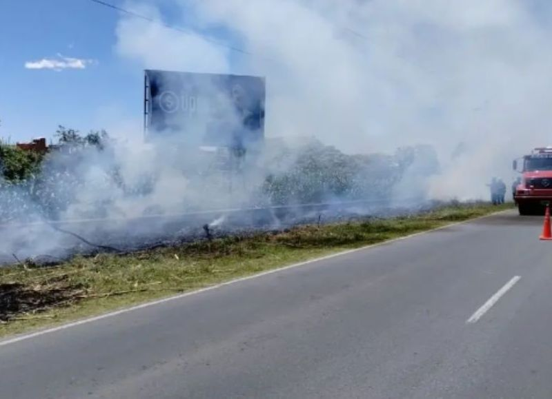 Berisso: Colocaba un cartel, recibió una descarga eléctrica y quedó internado en grave estado