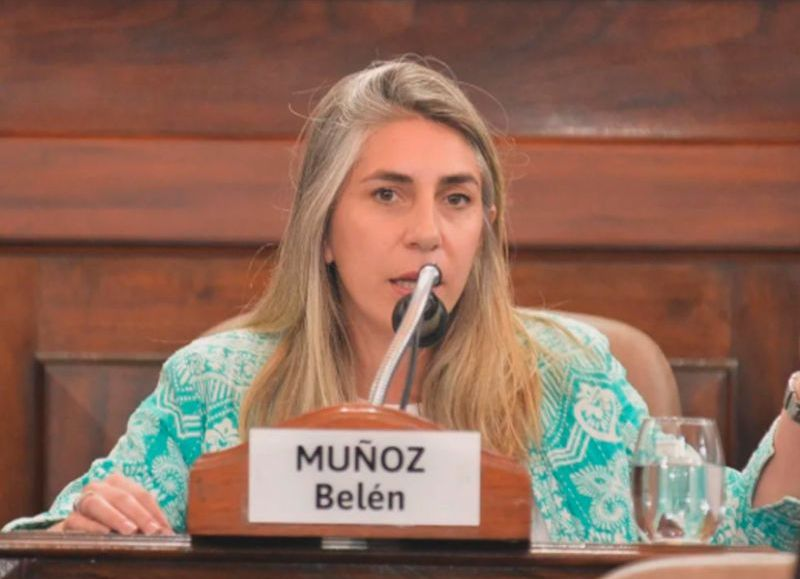 La concejal María Belén Muñoz presentó un proyecto para mejorar la seguridad vial en Hernández