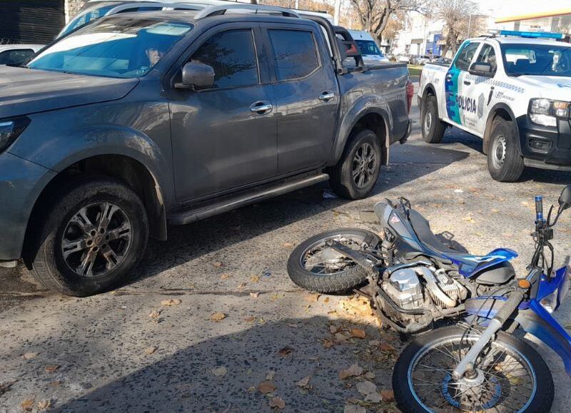 Barrio Hipódromo: una mujer policía internada tras un accidente de tránsito