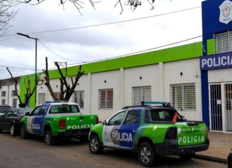 Mirá el video | En La Plata hay una cuadra maldita: 70 entre 23 y 24, donde invadió la inseguridad y los chorros roban para la Policía