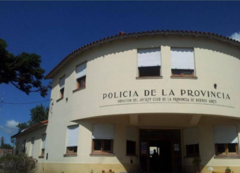 Ordenan detener a cinco policías por torturas en la comisaría de Punta Lara: ya son diez los efectivos presos