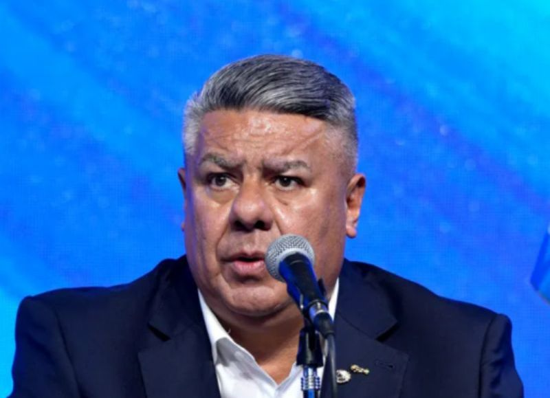 Denuncian a "Chiqui" Tapia en La Plata por presunto abuso de autoridad