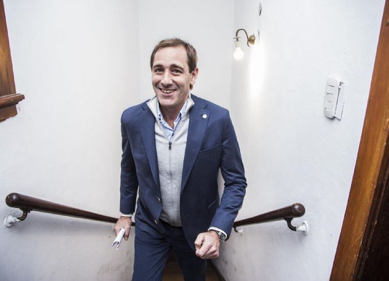 La sombra de la corrupción: testaferros, loteos y licitaciones bajo sospecha complican a Julio Garro