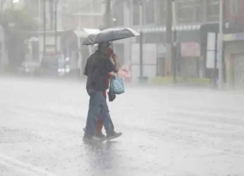 La Plata mantiene el alerta naranja por tormentas y refuerza operativos preventivos en toda la ciudad