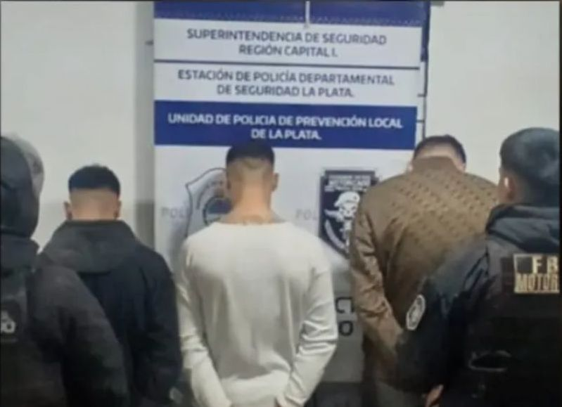 Desbarataron una banda que robaba motos, las adulteraba en Ezpeleta y las vendía con papeles falsos